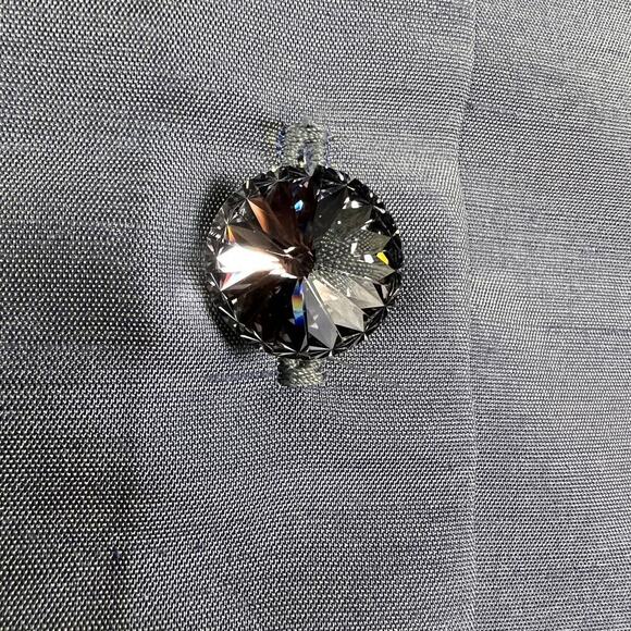 Lafayette 148 New York 100% Silk Iridescent Teal Crystal Button Blouse Size 12 - Picture 4 of 10